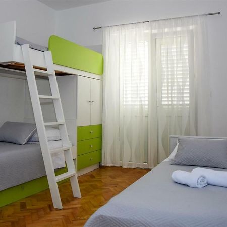 Crnika Apartment Мандре Екстериор снимка